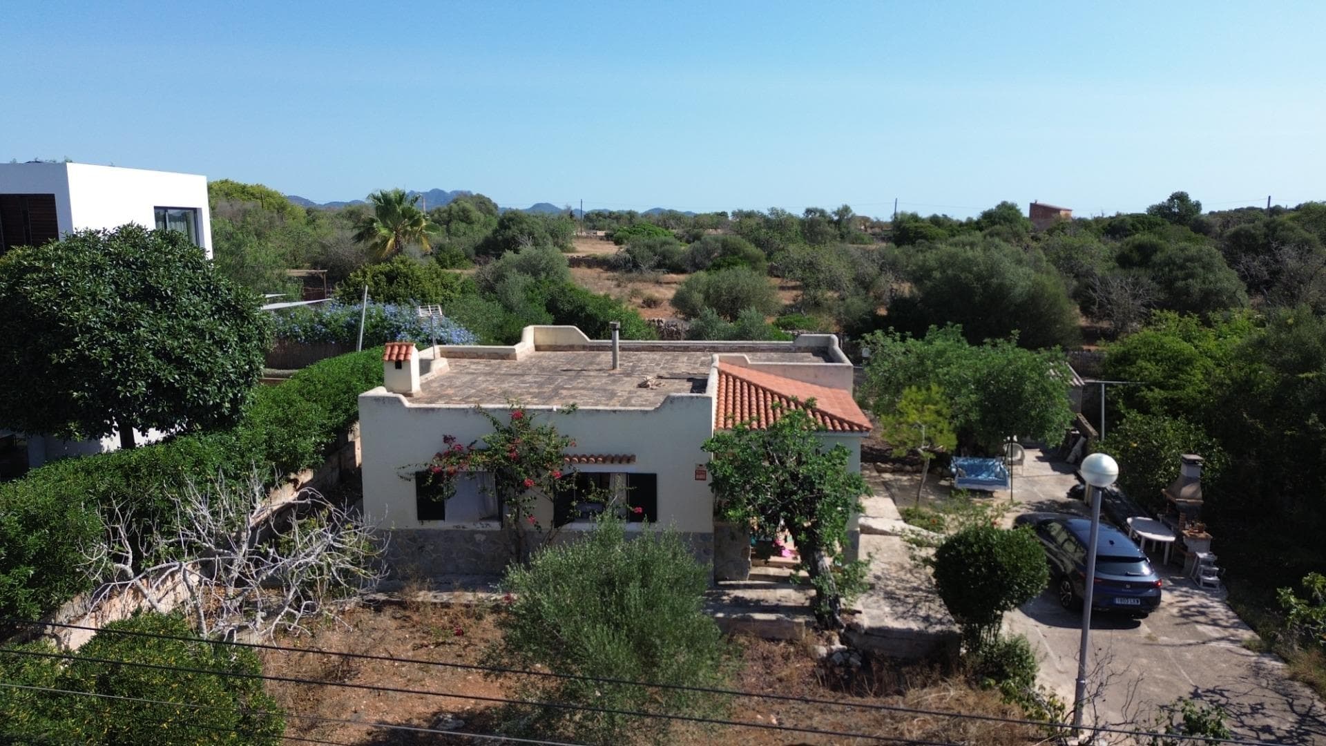 Renovierungsbedürftiges Haus in wunderschöner Lage – foto 2