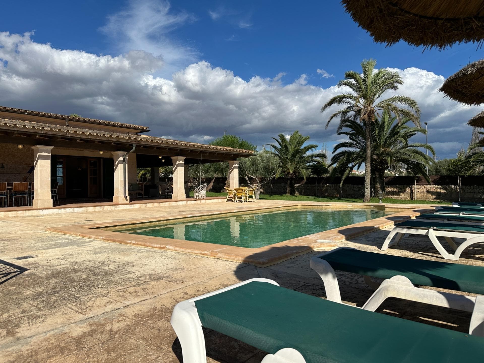 Finca rústica en las afueras de Santanyí con licencia turística