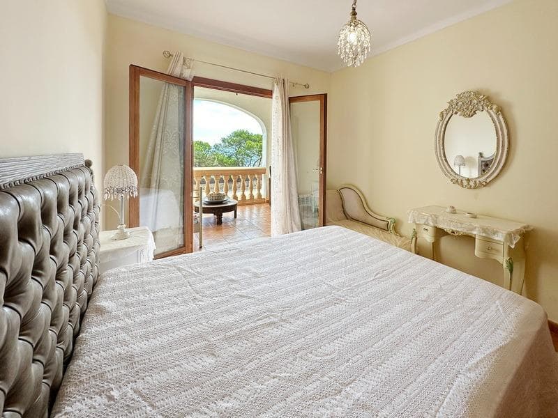 EXCLUSIVO: Precioso piso en Cala Santanyi con vistas al mar – foto 3