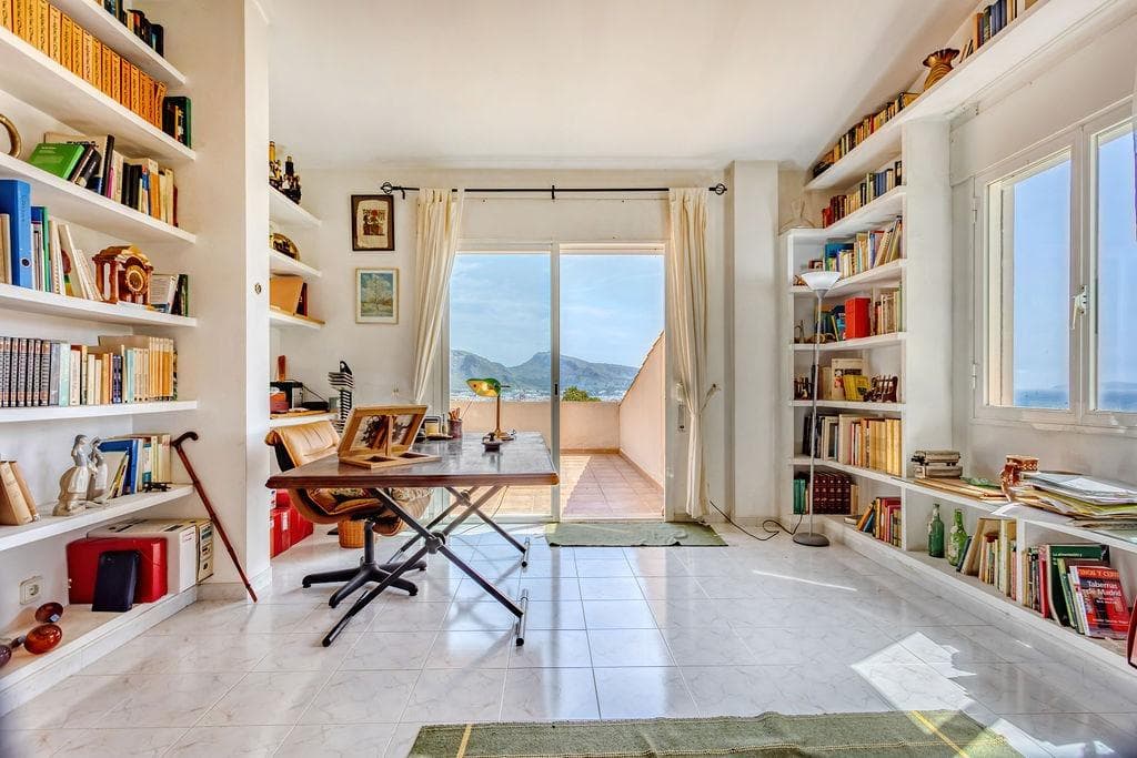 EXKLUSIV: Familienvilla mit Meerblick im begehrten Puerto de Pollensa – foto 4