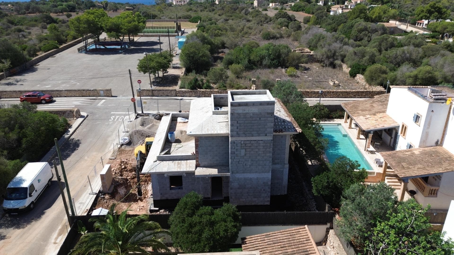 Spektakuläre Neubauvilla mit Pool und Meerblick in Cala Llombards – foto 5