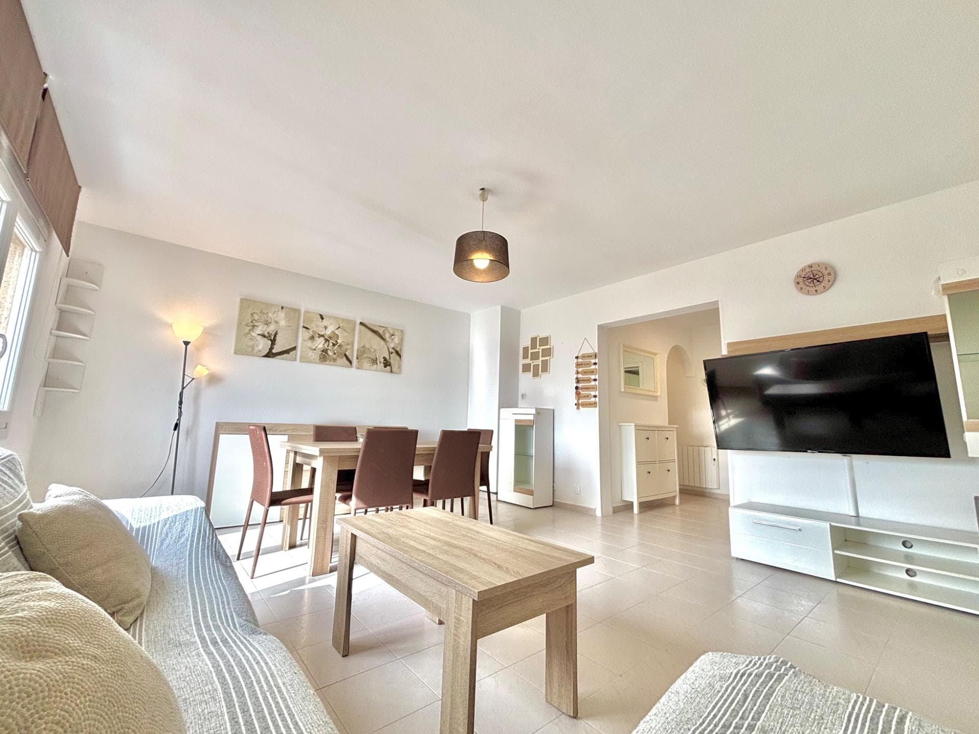 Bright, welcoming, furnished apartment on the second floor with air conditioning and electric radiators in Santanyí. – foto principal