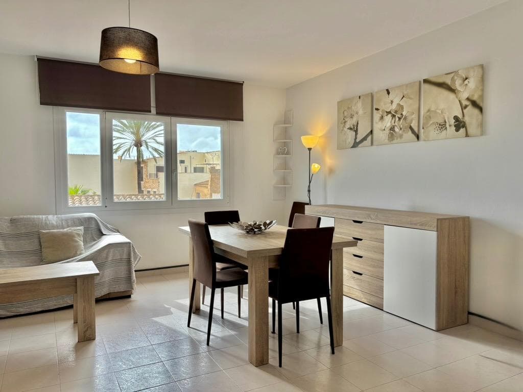 Bright, welcoming, furnished apartment on the second floor with air conditioning and electric radiators in Santanyí. – foto 5